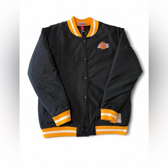 Men’s Mitchell & Ness Black and Yellow Los Angeles Lakers Puffer Jacket - Picture 1 of 8
